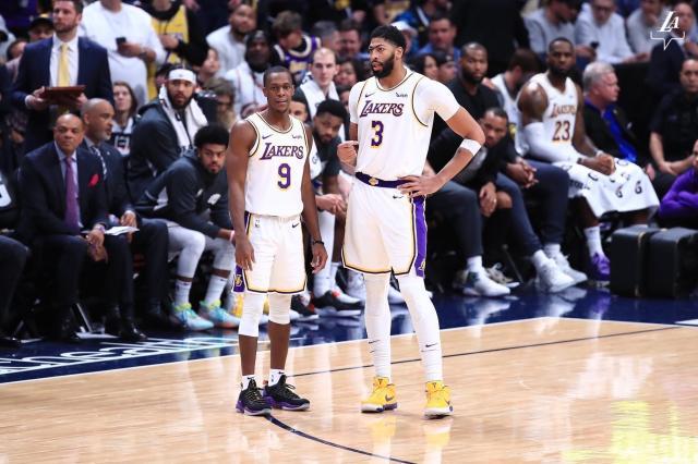 海星娱乐平台-曝浓眉曾抱怨施罗德传球能力 隆多回归意义重大